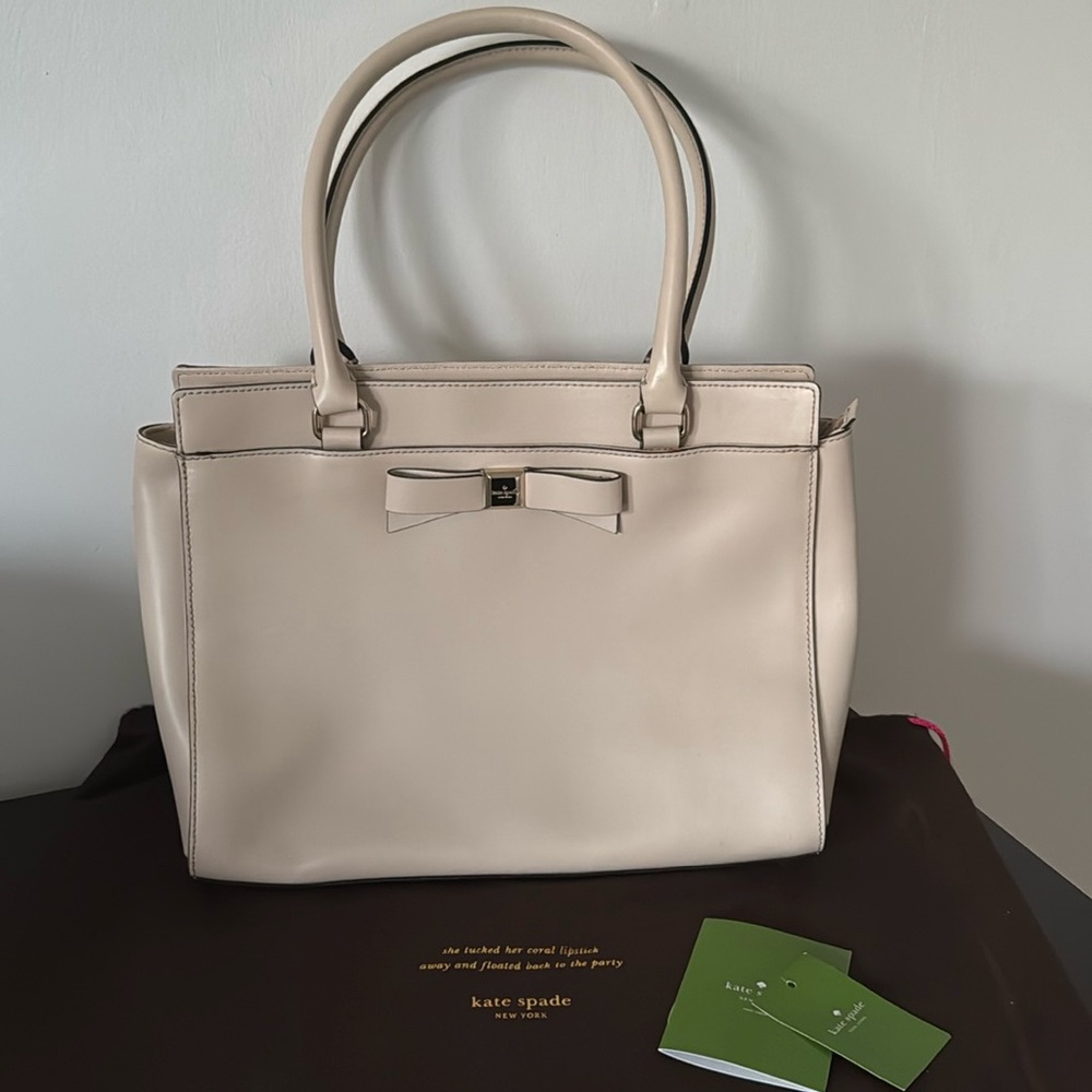 Kate Spade Beige Jovie handbag